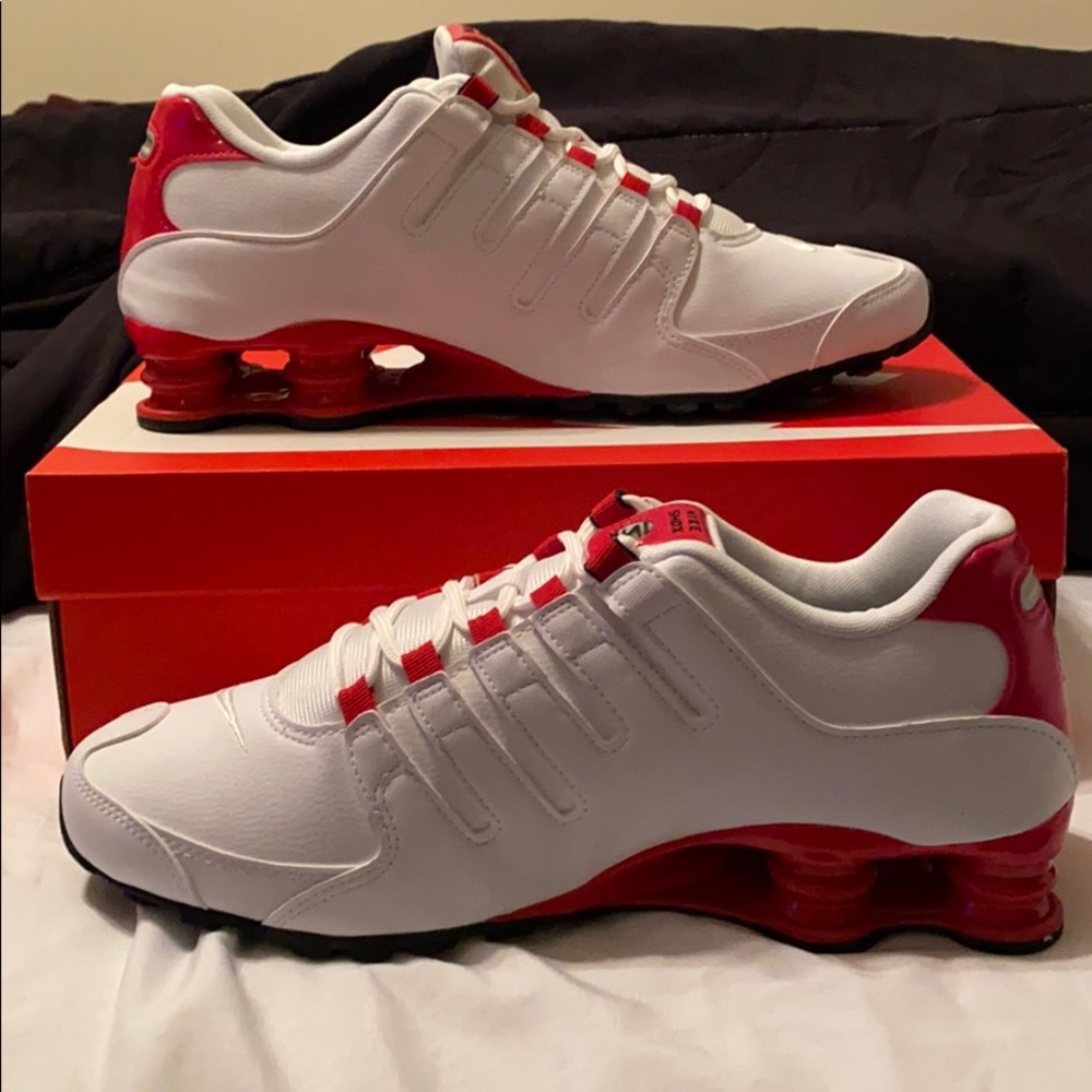 Men’s size 10.5 Nike Shox NZ